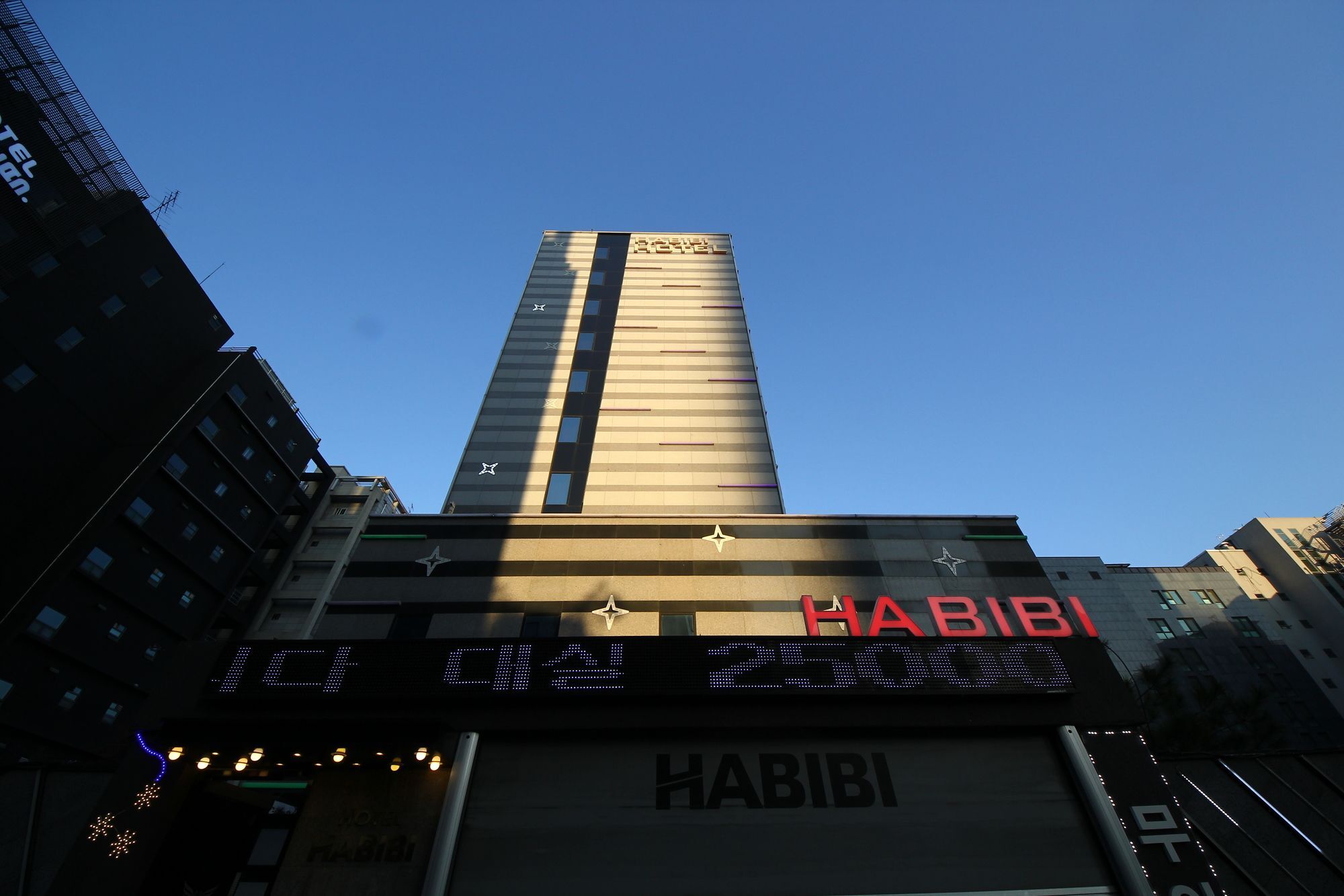 Habibi Hotel Инчон Экстерьер фото